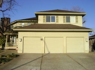 643 Atherton Dr, Lodi, CA 95242