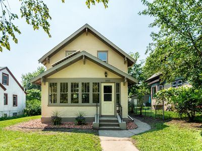 2123 Queen Ave N, Minneapolis, MN, 55411