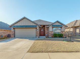 9452 NW 86th St, Yukon, OK 73099