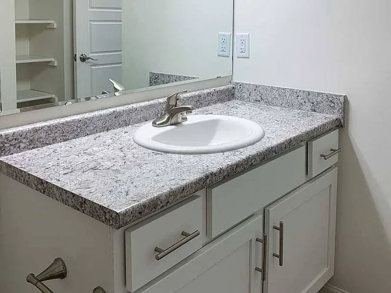 Northridge Heights Apartments — Photo 144
