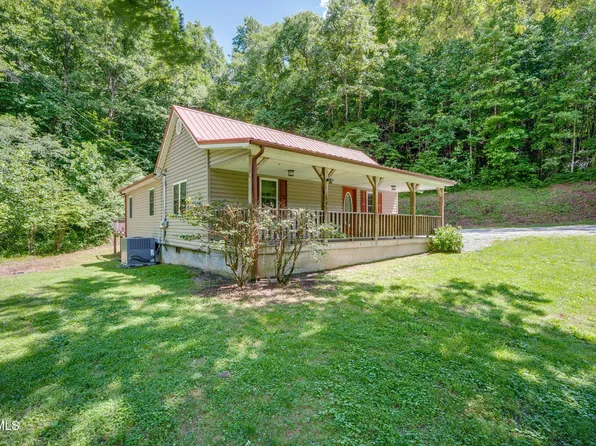 204 Thomas Rd, Rogersville, TN 37857