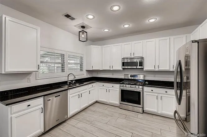 10435 Tracewood Dr — Photo 13