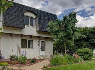 521 E Highline Cir, Centennial, CO 80122