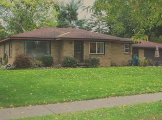 6157 Balsam Dr, Hudsonville, MI 49426