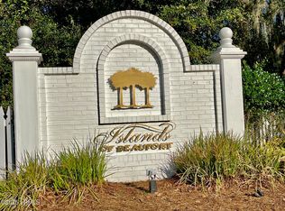 301 Islands Ave, Beaufort, SC 29902