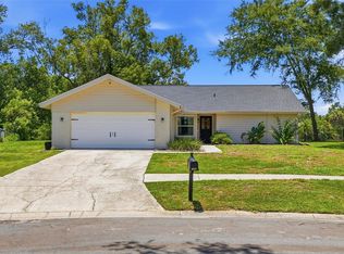 17508 Brandywine Dr, Lutz, FL 33549