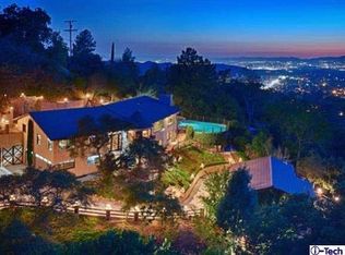 6888 Grenoble St, Tujunga, CA 91042
