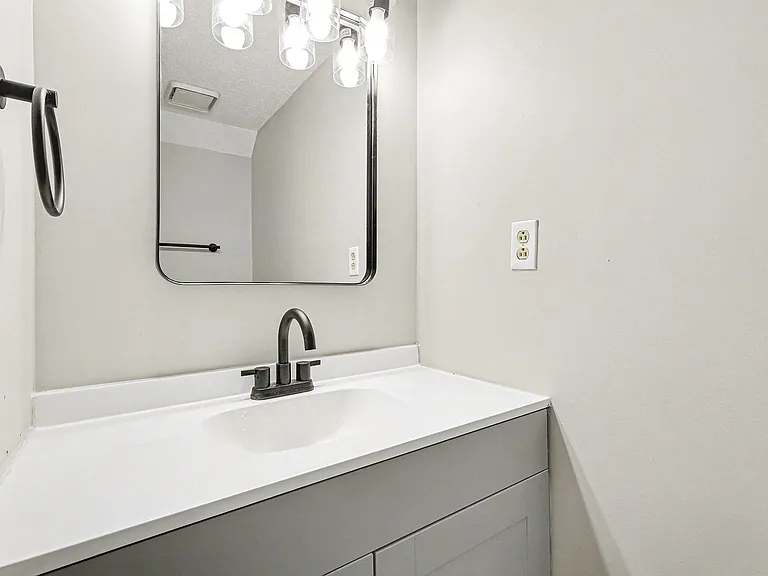 6227 Windsor Gate Ln — Photo 14