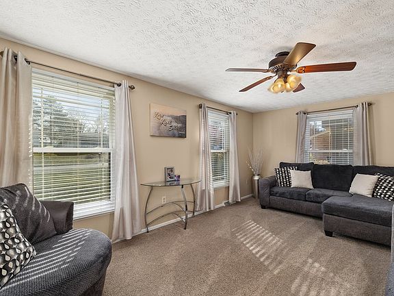 2nd image of 2253 Satinwood Dr