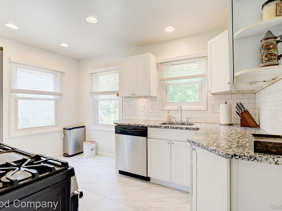 421 Channing St, photo 7