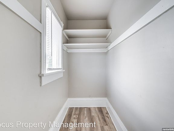 3rd image of 328 E Parkway Ave #13787607