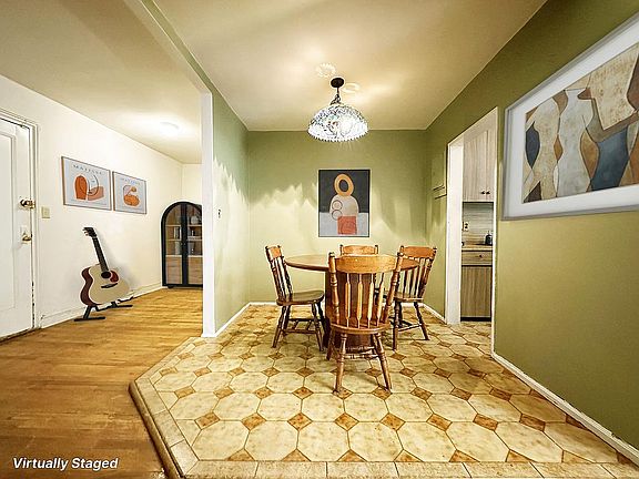 2nd image of 2741 E 28th St APT 4D