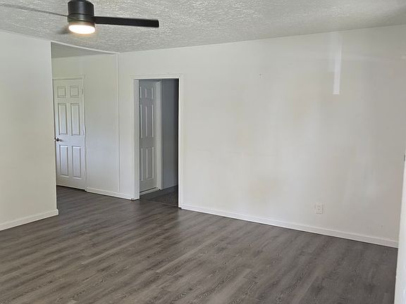 3rd image of 1143 Saint Rose Ln