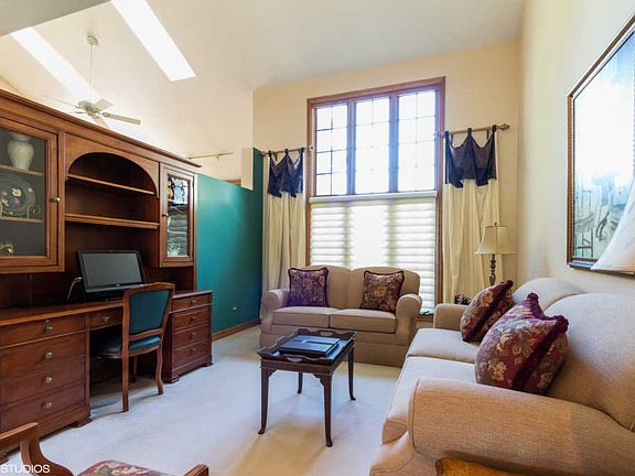 3rd image of 16840 Cardinal Dr #1