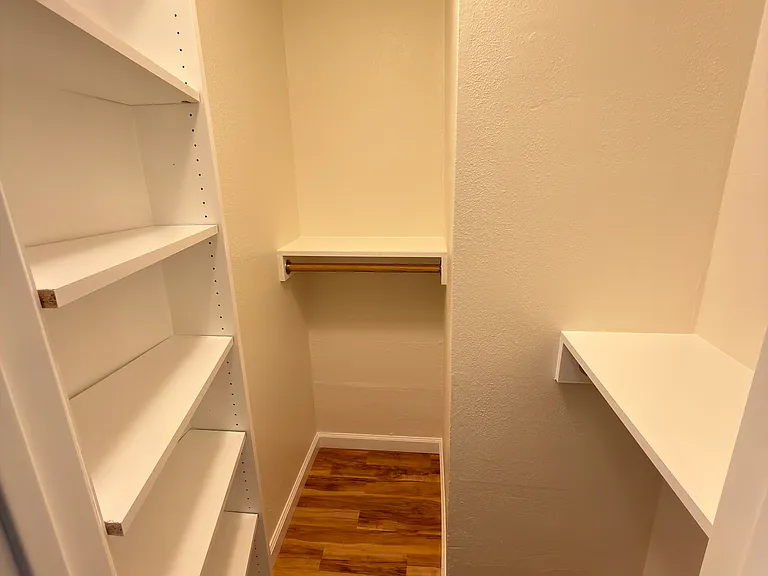 Walk-in closet