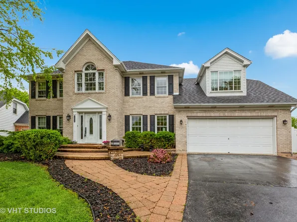 1634 Ithaca Dr, Naperville, IL 60565