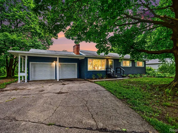 2487 N Lapeer Rd, Lapeer, MI 48446
