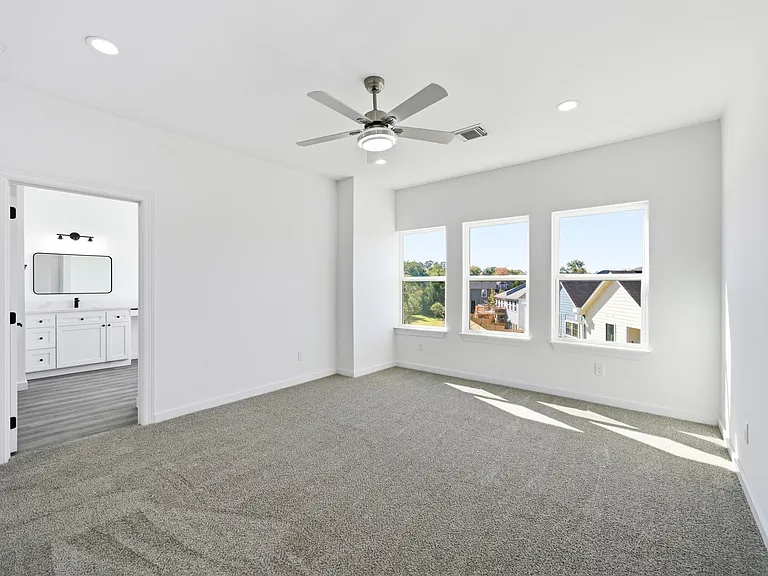 111 Capetown Way — Photo 20