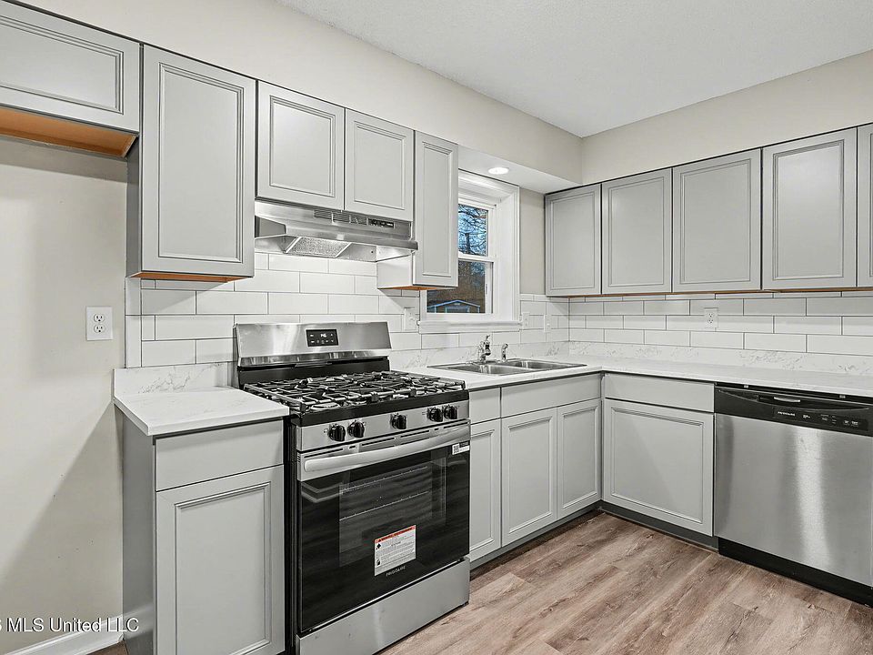 8256 Caprock Cv, Southaven, MS 38671 | Zillow