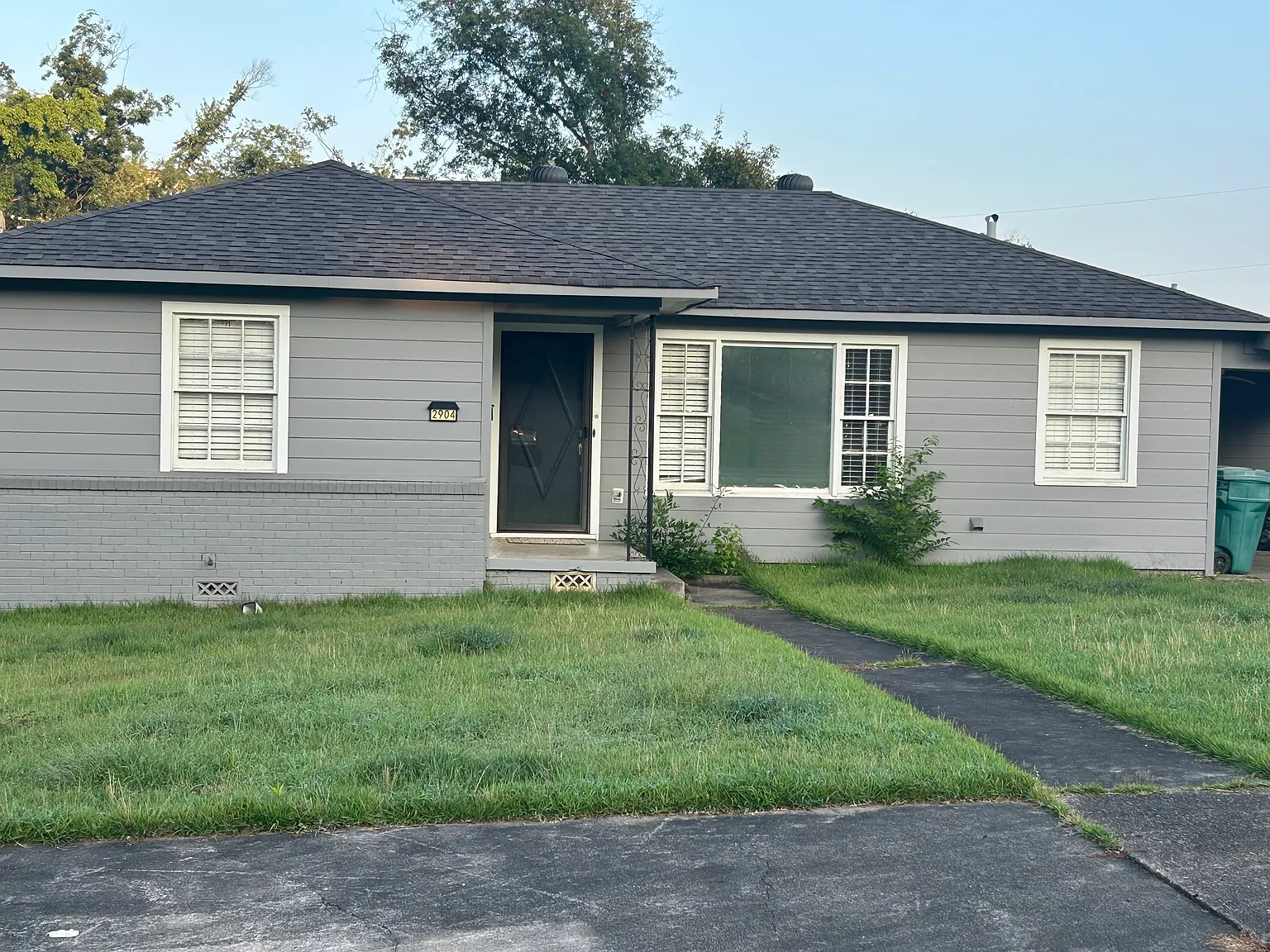 3 bed, 1.5 bath, 1148 sqft, $1,650 — Photo 1