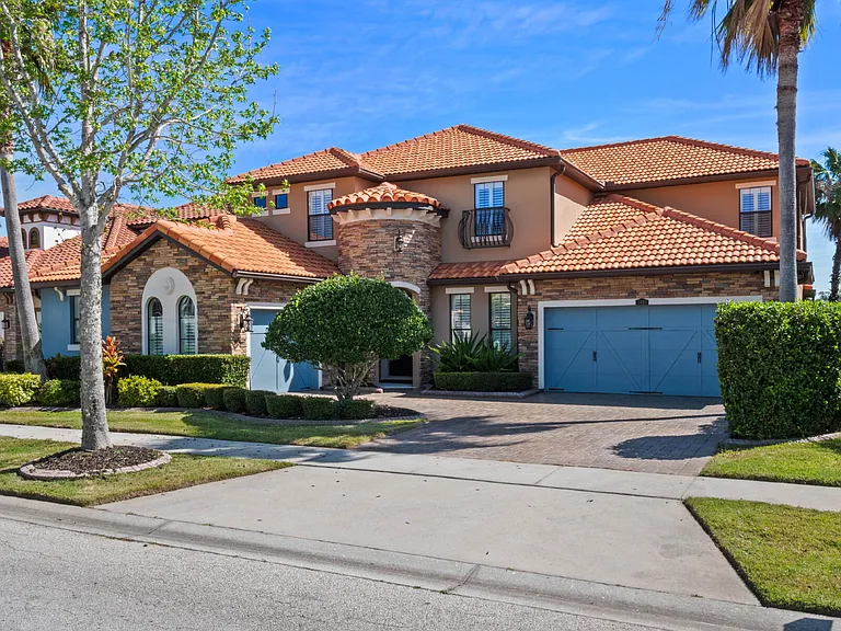 3807 Shoreside Dr — Photo 2