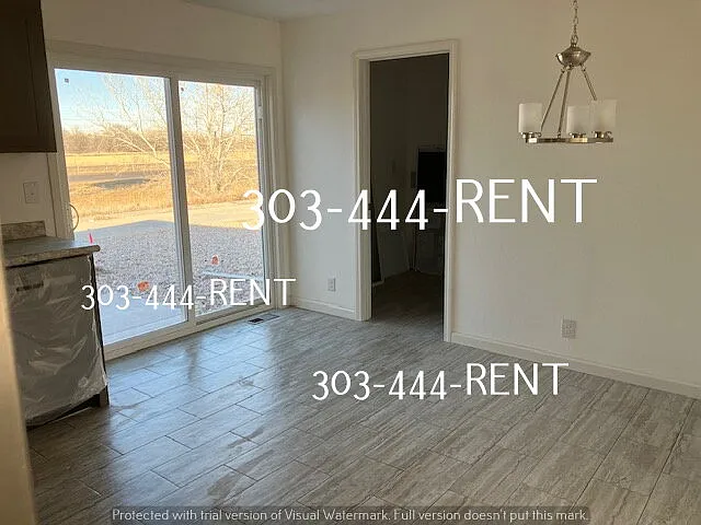 3 bed, 2.0 bath, 1067 sqft, $1,995 — Photo 4
