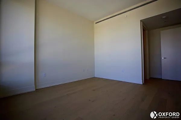 Rented by Oxford Property Group | media 11