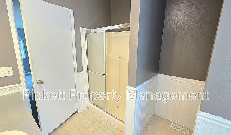 331 Dewatto Rd W — Photo 15