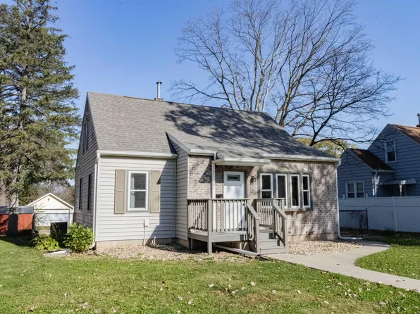 813 Bourland Ave, Waterloo, IA 50702