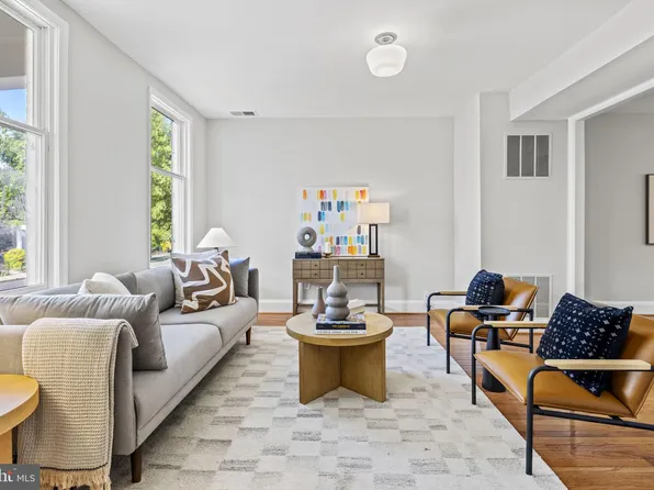 728 Newton Pl NW, Washington, DC 20010