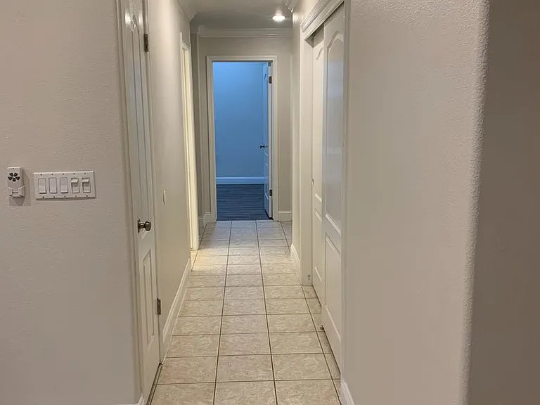 1679 E La Quinta Dr — Photo 28