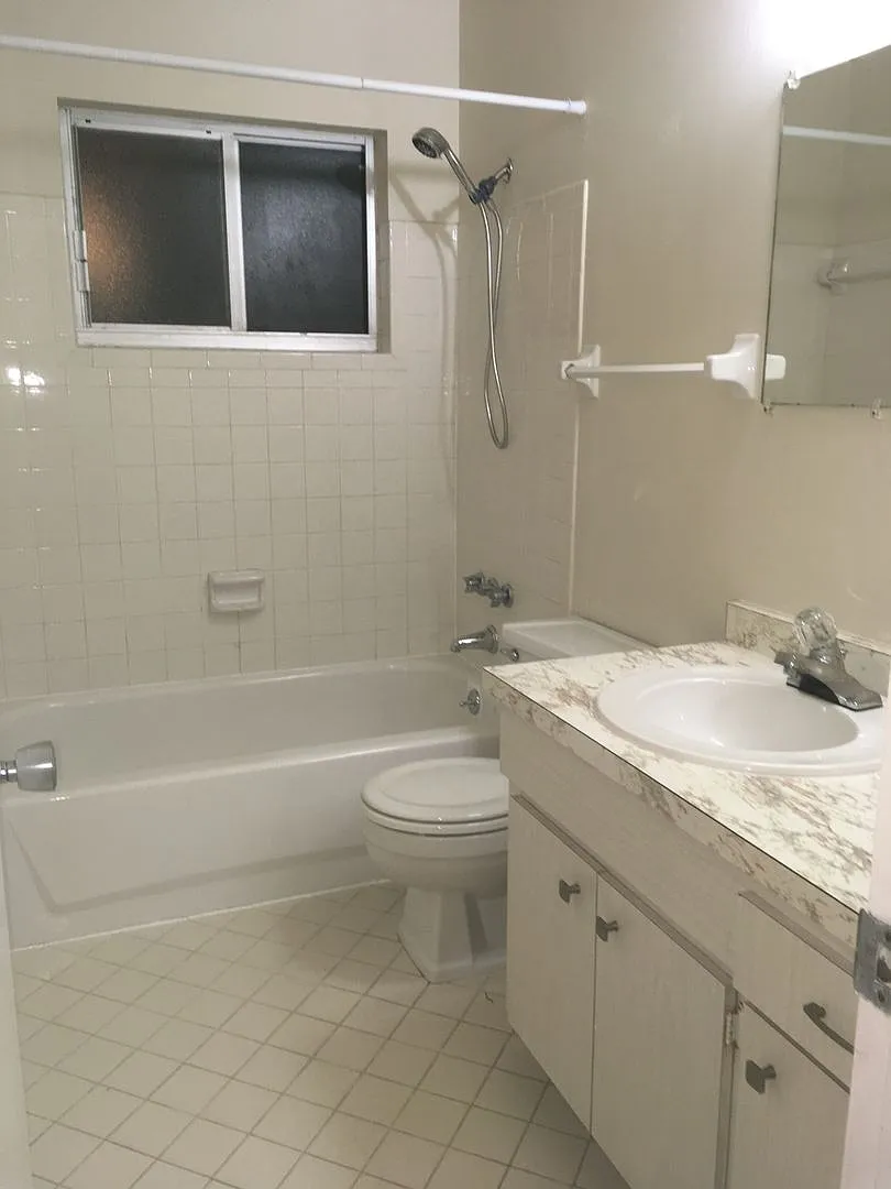 5045 Brookmeade Drive Sarasota — Photo 4