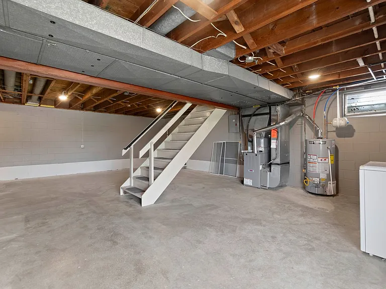 115 Green Glen Dr — Photo 24