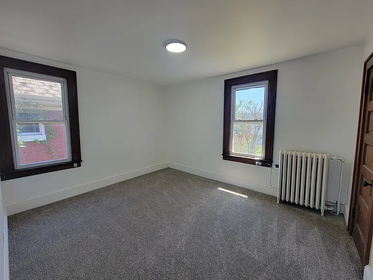 632 Hill Top Dr — Photo 8