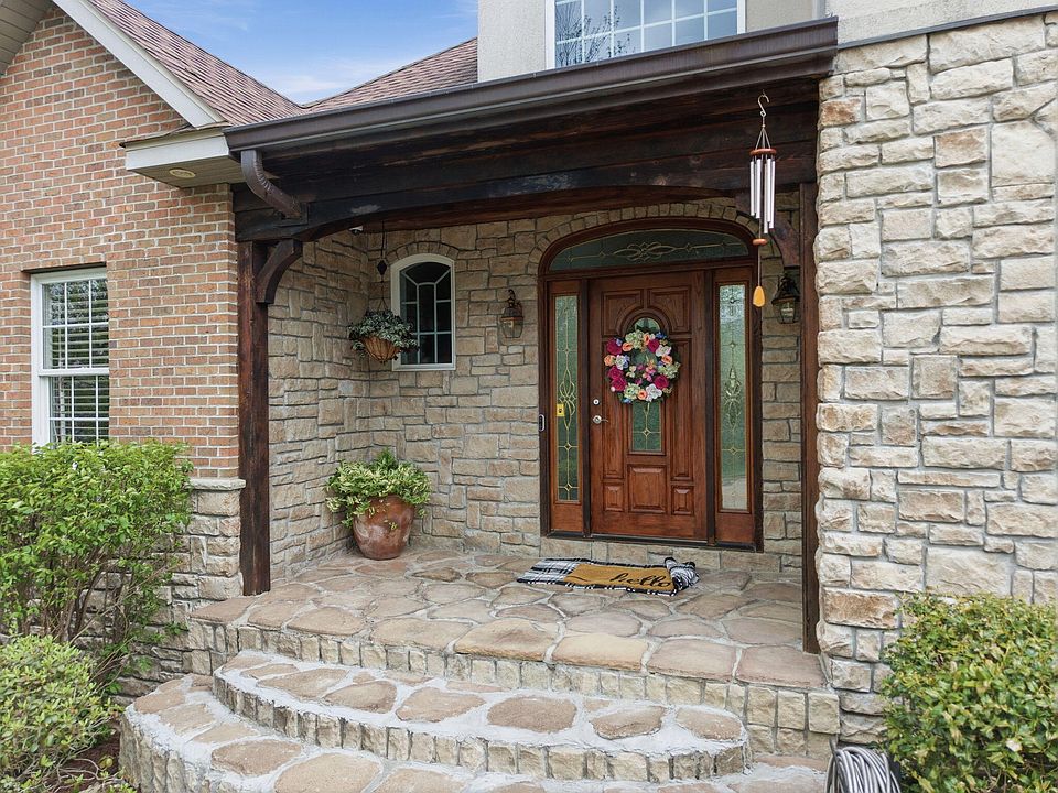 1st image of 3804 Creekfront Way