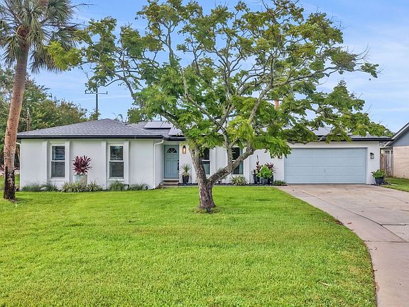 3rd image of 4105 Seabreeze Dr