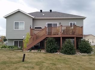 1208 38th Ave S, Moorhead, MN 56560