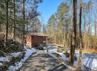 5307 Glenbrook Rd, Stroudsburg, PA 18360