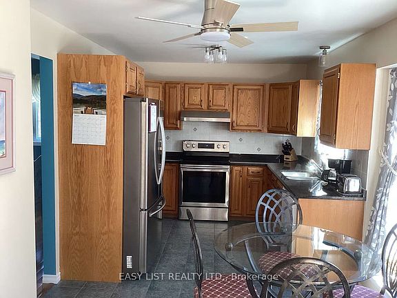 5th image of 601 Macdonald Dr