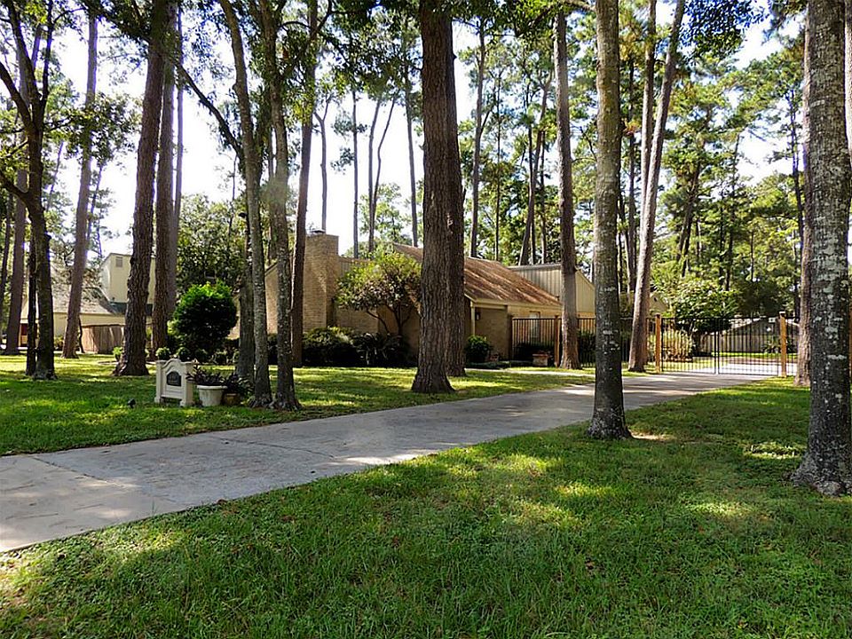 1st image of 13450 Oak Hollow Dr