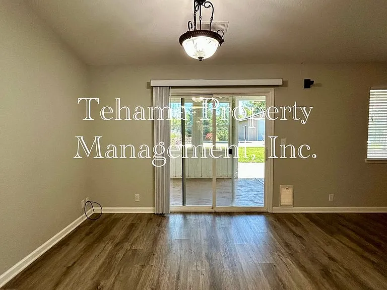14496 Ryan Ln — Photo 4