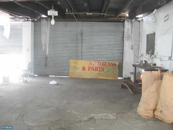 2nd image of 4301 N 7th St