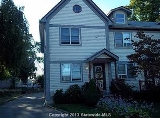 37 Waldo St, Pawtucket, RI 02860