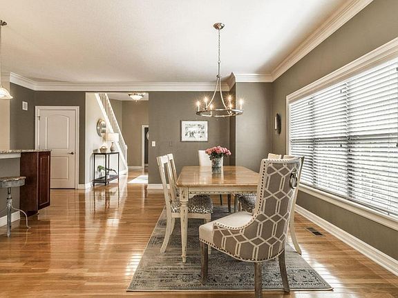 4th image of 6631 Karsten Pl