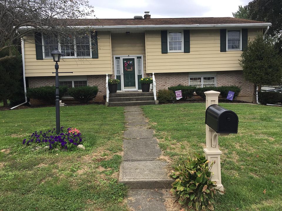 1st image of 4905 Charles St
