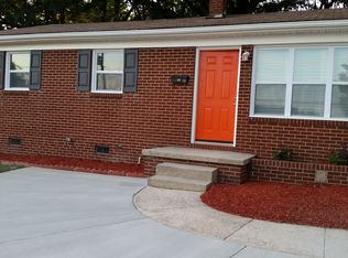 909 Broad Ave, Greensboro, NC 27406