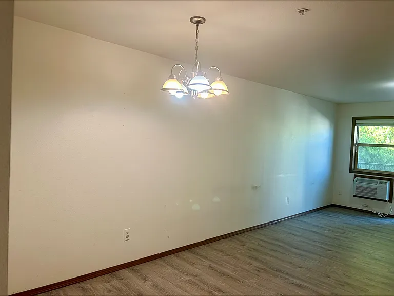 2009 Aaron Dr #1-8 — Photo 6