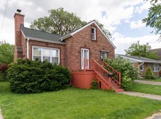 4321 Maple Ave, Brookfield, IL 60513