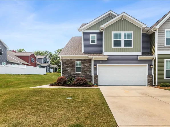 109 Creekhaven Ln, Taylors, SC 29687