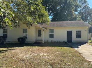 6413 Winter Park Dr, Fayetteville, NC 28304